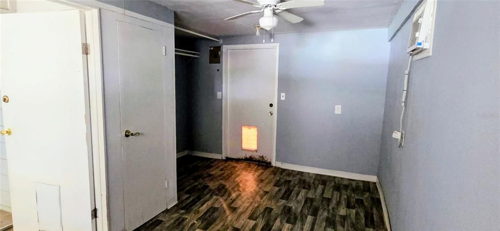 For Sale: $165,000 (3 beds, 1 baths, 1178 Square Feet)