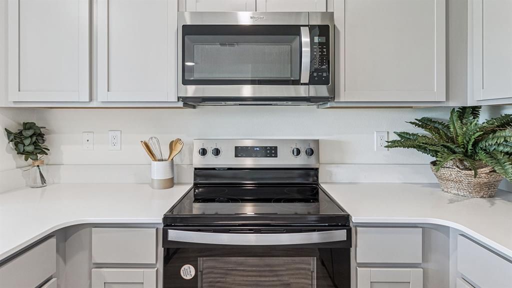 For Sale: $253,990 (3 beds, 2 baths, 1463 Square Feet)