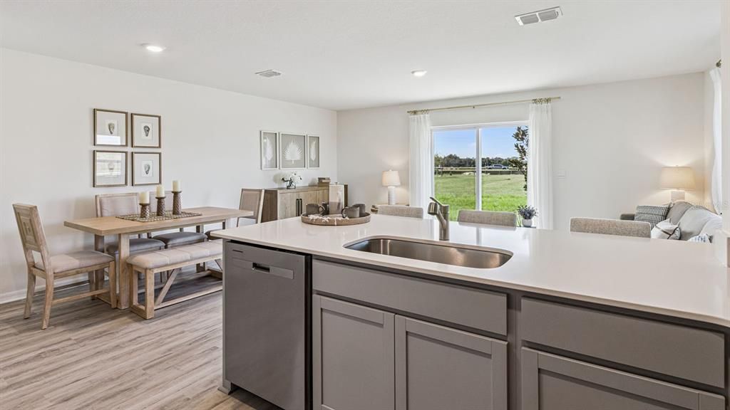 For Sale: $253,990 (3 beds, 2 baths, 1463 Square Feet)