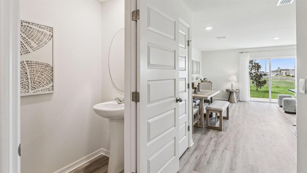 For Sale: $253,990 (3 beds, 2 baths, 1463 Square Feet)