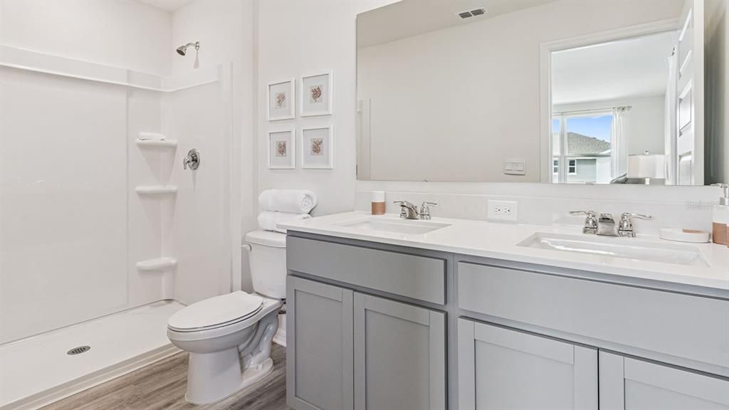 For Sale: $253,990 (3 beds, 2 baths, 1463 Square Feet)