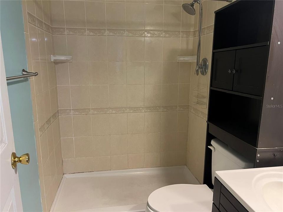 На продажу: $269,900 (4 спален, 2 ванн, 1096 Квадратных фут)