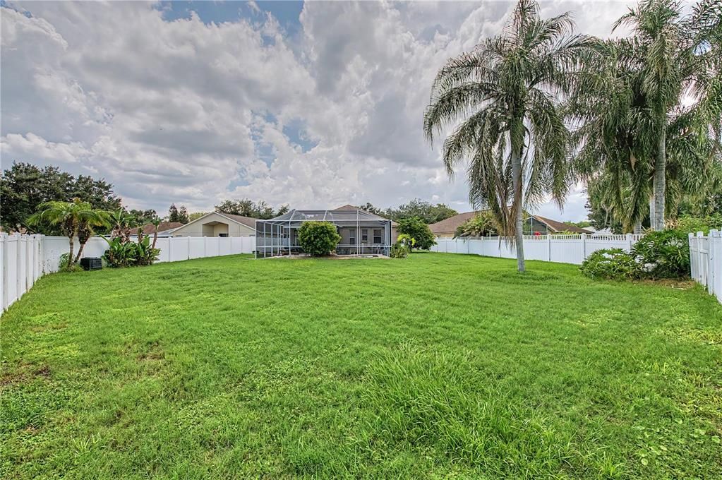 Activo con contrato: $380,000 (3 camas, 2 baños, 1776 Pies cuadrados)