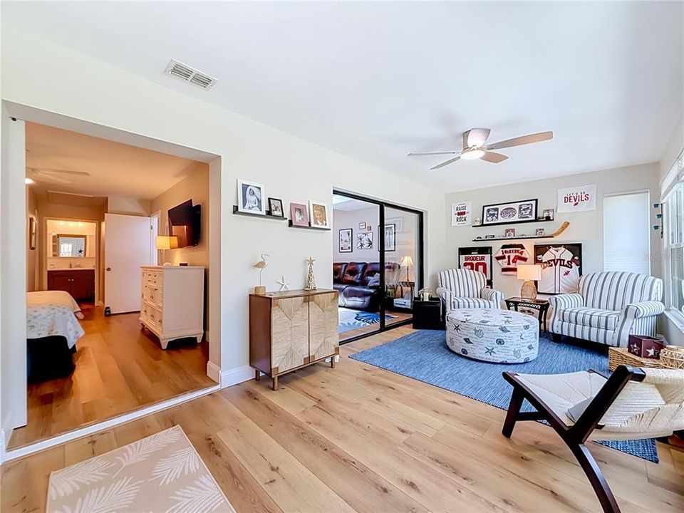 En Venta: $329,900 (2 camas, 2 baños, 1397 Pies cuadrados)