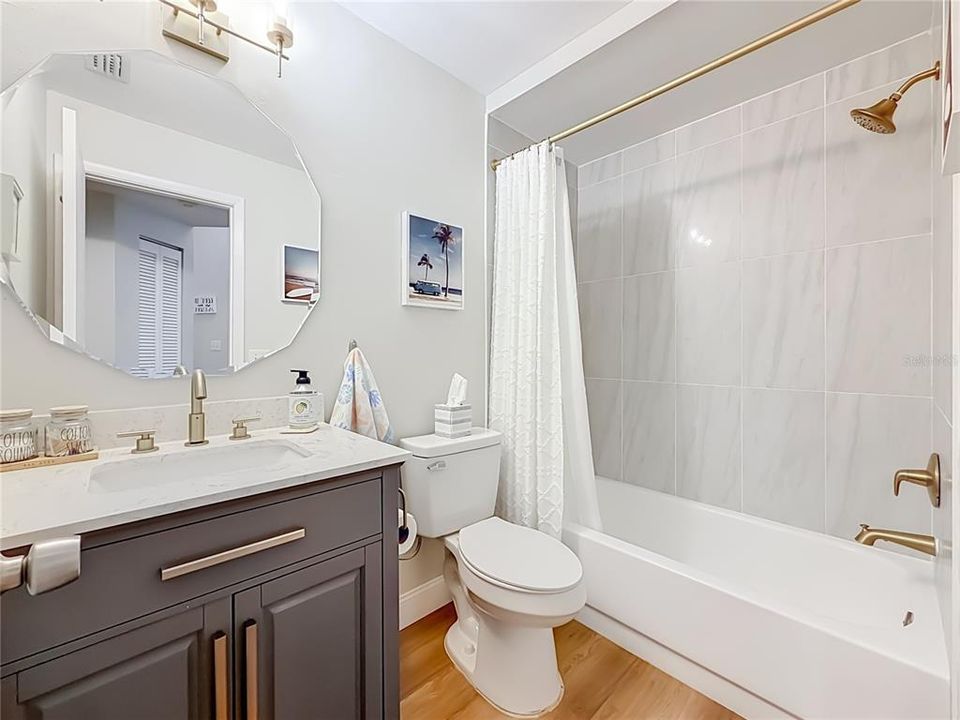 En Venta: $329,900 (2 camas, 2 baños, 1397 Pies cuadrados)