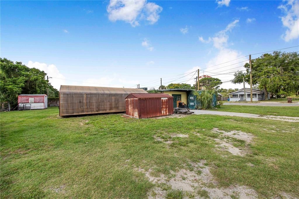 For Sale: $350,000 (0 beds, 0 baths, 840 Square Feet)