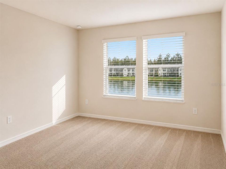 For Sale: $349,000 (3 beds, 2 baths, 1699 Square Feet)