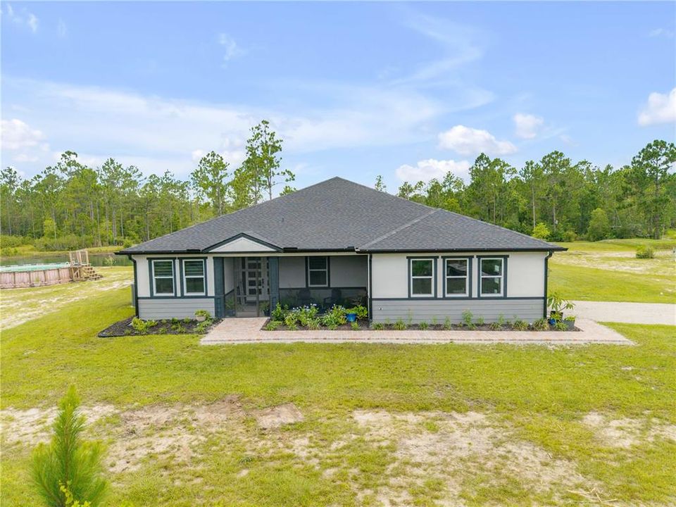 For Sale: $1,300,000 (4 beds, 3 baths, 2017 Square Feet)