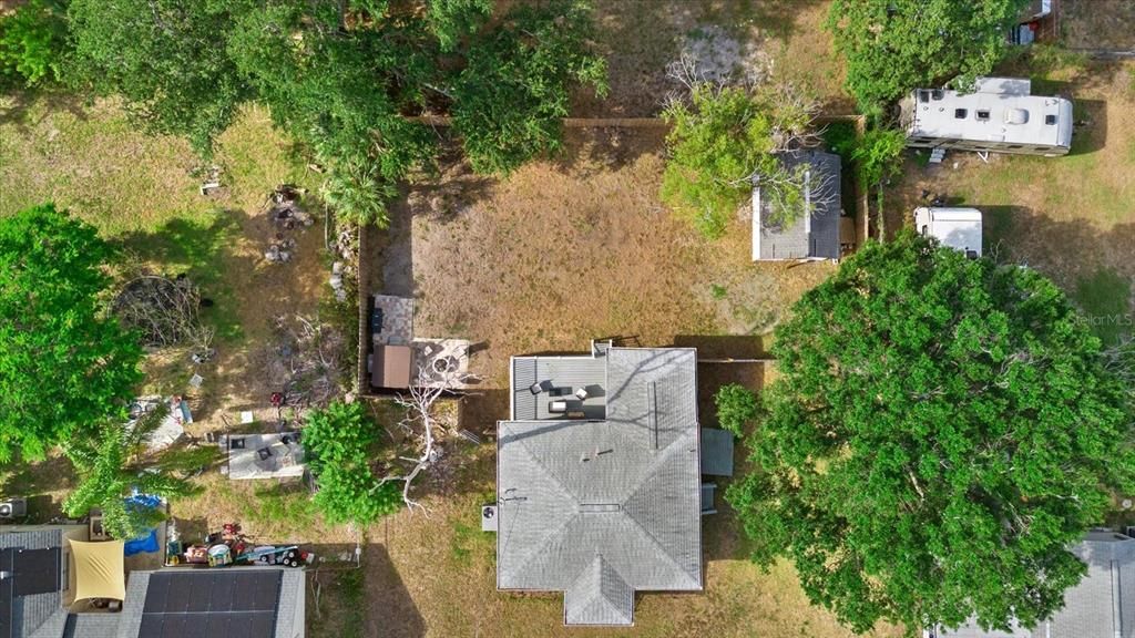 For Sale: $289,000 (2 beds, 1 baths, 864 Square Feet)