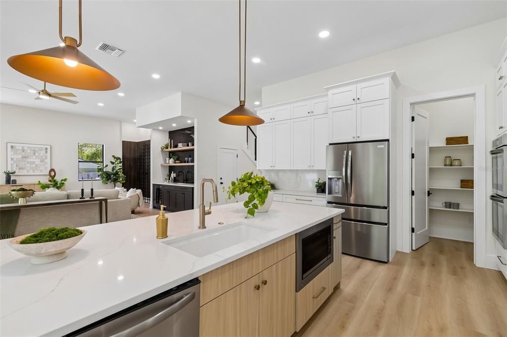 Active With Contract: $1,375,000 (4 beds, 4 baths, 3143 Square Feet)