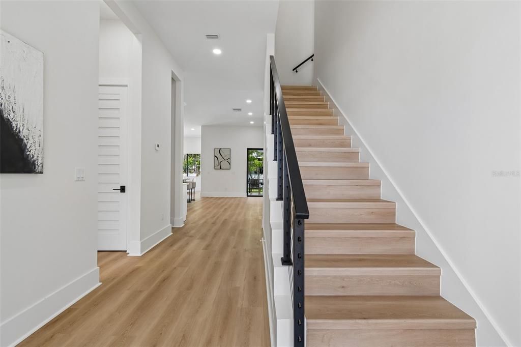 Active With Contract: $1,375,000 (4 beds, 4 baths, 3143 Square Feet)