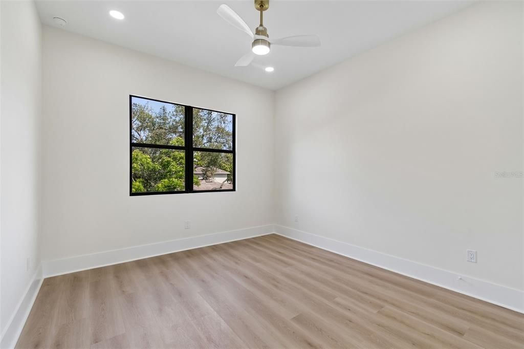 Active With Contract: $1,375,000 (4 beds, 4 baths, 3143 Square Feet)