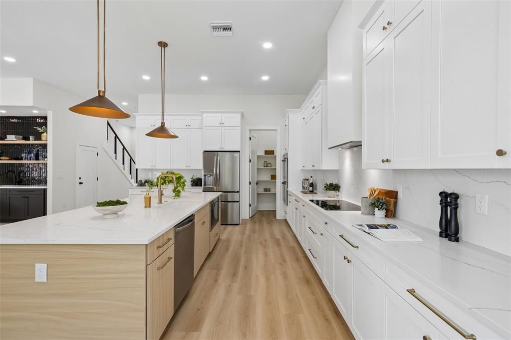 Active With Contract: $1,375,000 (4 beds, 4 baths, 3143 Square Feet)