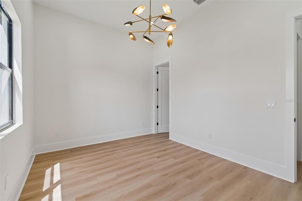 Active With Contract: $1,375,000 (4 beds, 4 baths, 3143 Square Feet)