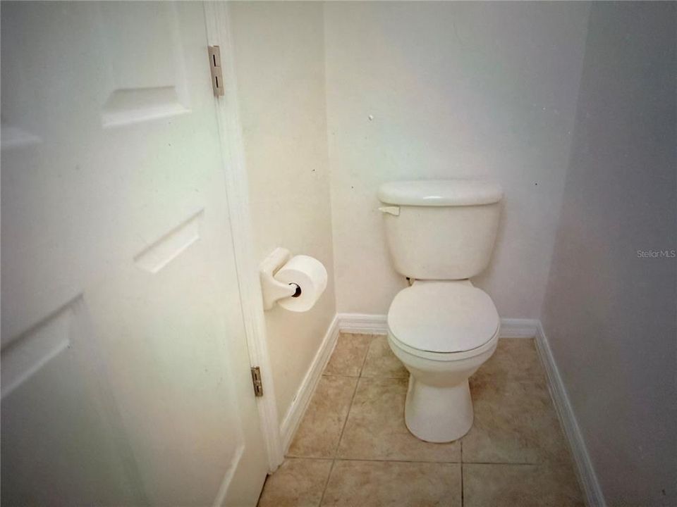 В аренду: $2,400 (3 спален, 3 ванн, 1818 Квадратных фут)