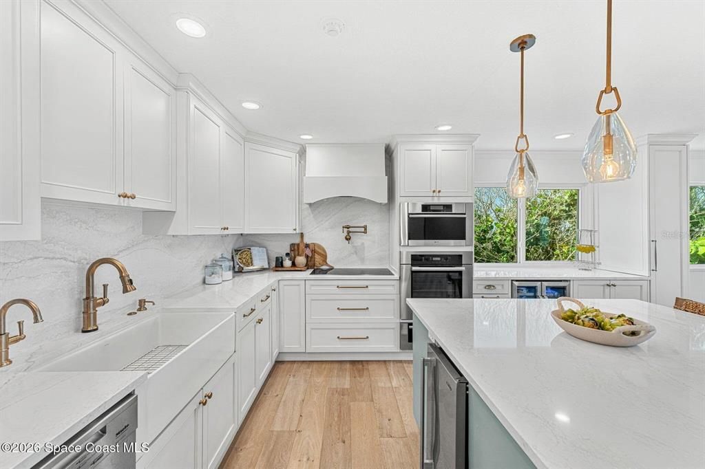 For Sale: $4,490,000 (4 beds, 4 baths, 3768 Square Feet)