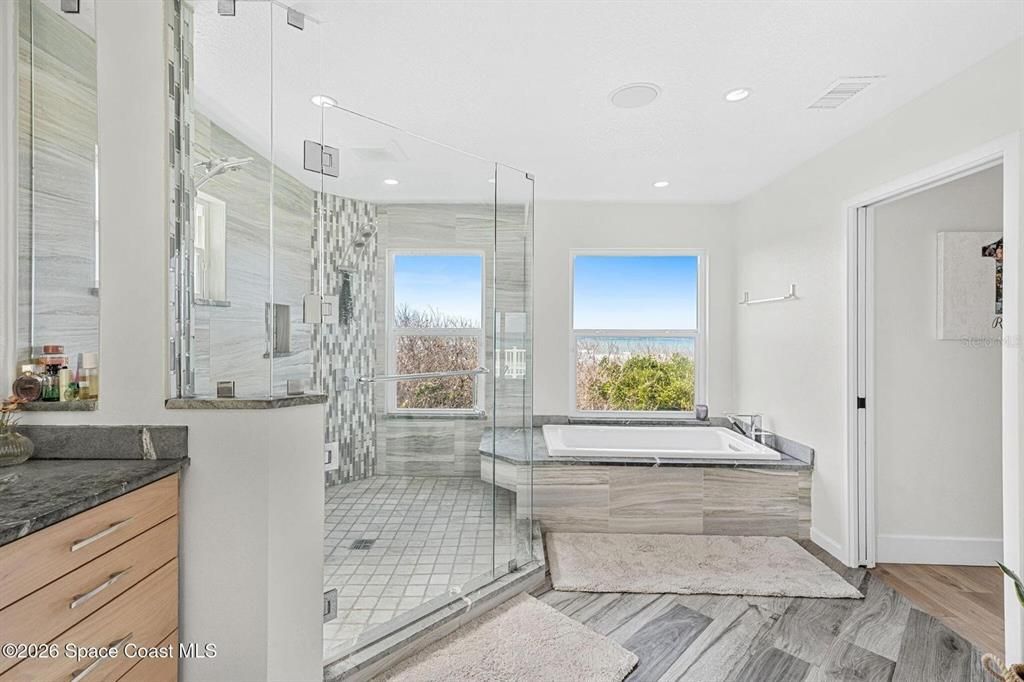 For Sale: $4,490,000 (4 beds, 4 baths, 3768 Square Feet)