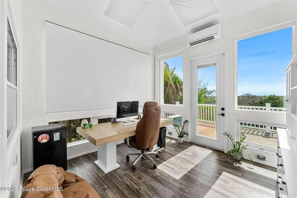 For Sale: $4,490,000 (4 beds, 4 baths, 3768 Square Feet)