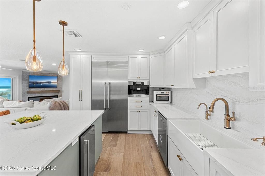 For Sale: $4,490,000 (4 beds, 4 baths, 3768 Square Feet)