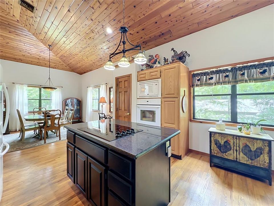For Sale: $649,900 (4 beds, 2 baths, 1850 Square Feet)