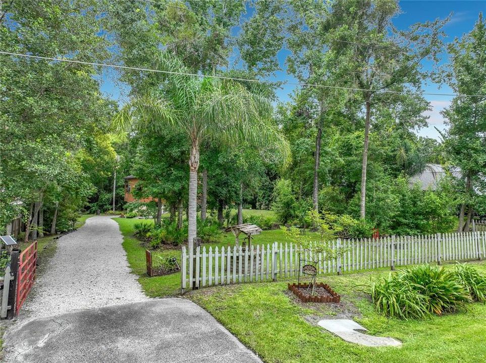 For Sale: $649,900 (4 beds, 2 baths, 1850 Square Feet)