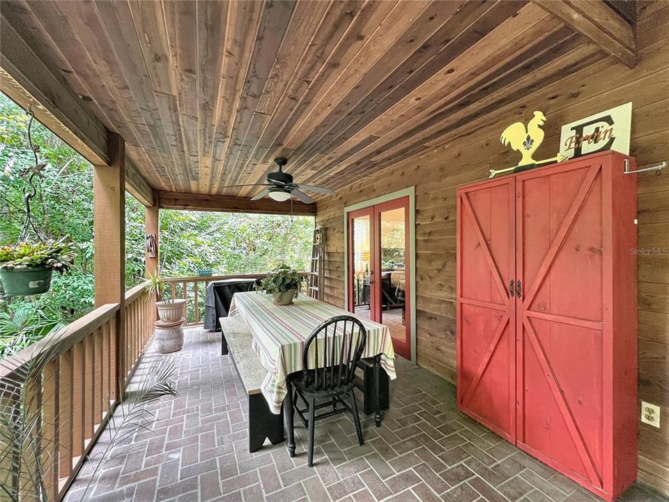 For Sale: $649,900 (4 beds, 2 baths, 1850 Square Feet)