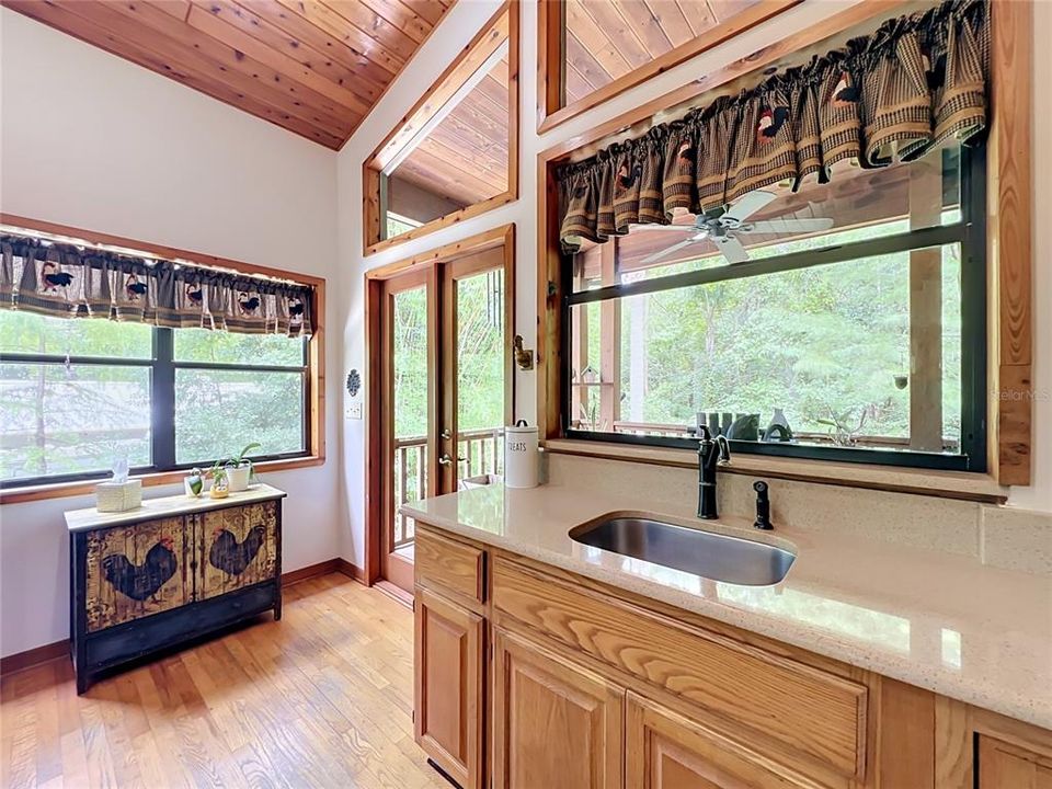 For Sale: $649,900 (4 beds, 2 baths, 1850 Square Feet)