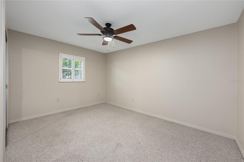 For Sale: $450,000 (3 beds, 2 baths, 1705 Square Feet)