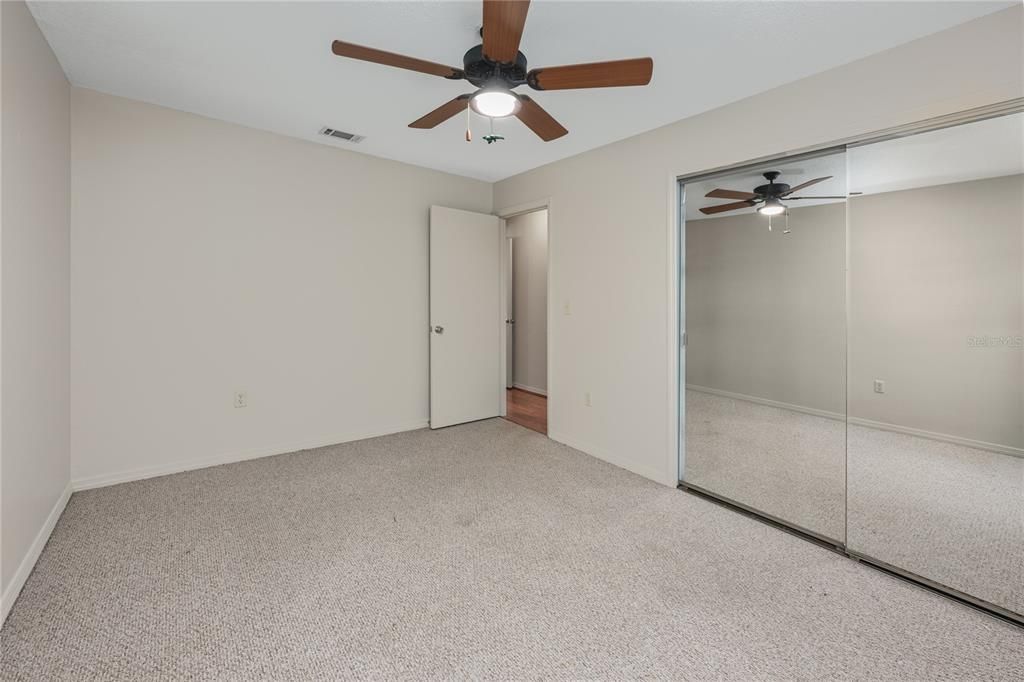 For Sale: $450,000 (3 beds, 2 baths, 1705 Square Feet)