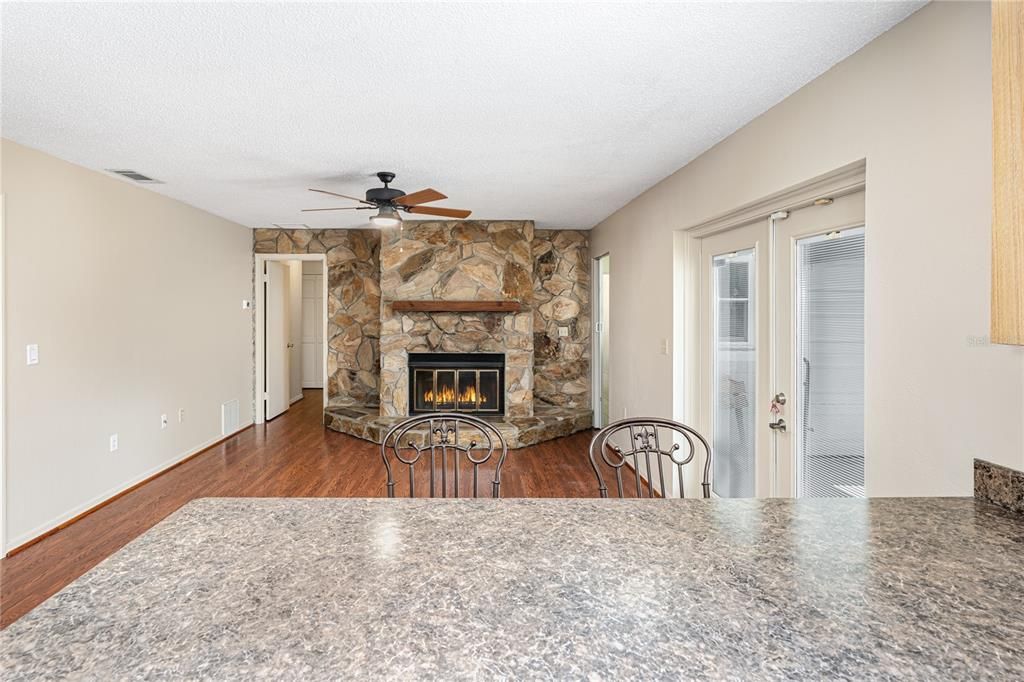 For Sale: $450,000 (3 beds, 2 baths, 1705 Square Feet)
