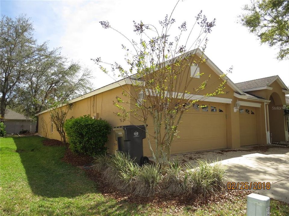 En Renta: $3,000 (4 camas, 3 baños, 2633 Pies cuadrados)
