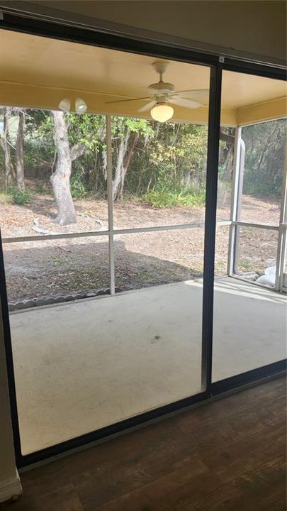 For Rent: $1,450 (2 beds, 2 baths, 960 Square Feet)
