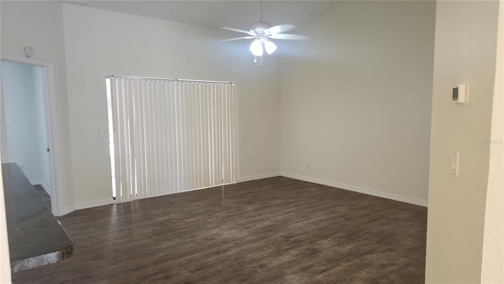 For Rent: $1,450 (2 beds, 2 baths, 960 Square Feet)