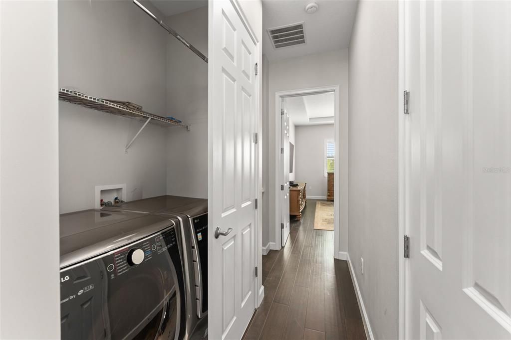 En Venta: $519,000 (3 camas, 3 baños, 2187 Pies cuadrados)
