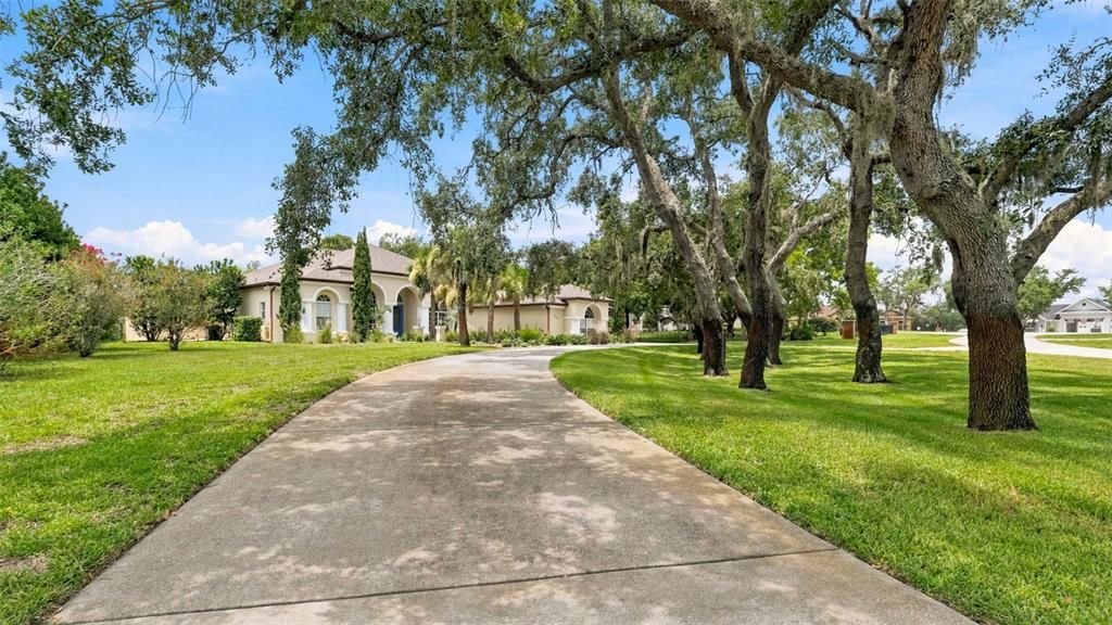 En Venta: $795,000 (4 camas, 3 baños, 3395 Pies cuadrados)