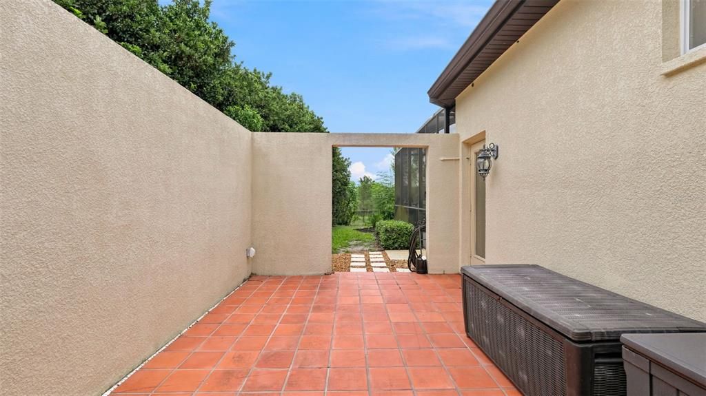 En Venta: $795,000 (4 camas, 3 baños, 3395 Pies cuadrados)