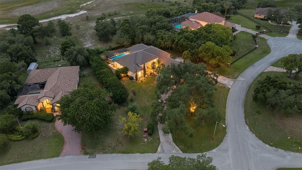 En Venta: $795,000 (4 camas, 3 baños, 3395 Pies cuadrados)