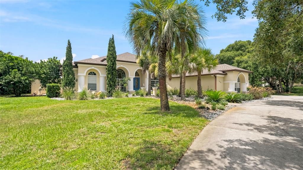 En Venta: $795,000 (4 camas, 3 baños, 3395 Pies cuadrados)