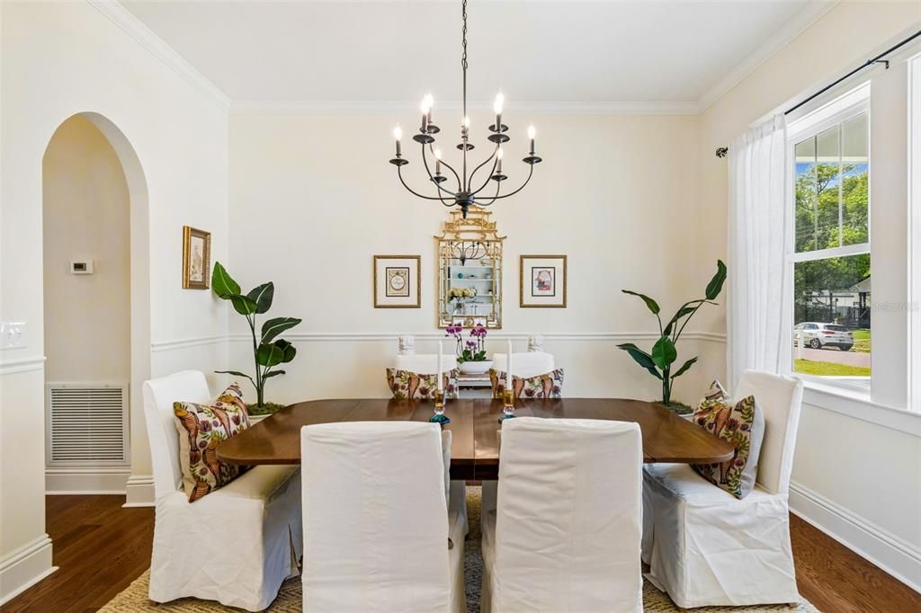 Activo con contrato: $1,175,000 (4 camas, 2 baños, 2986 Pies cuadrados)