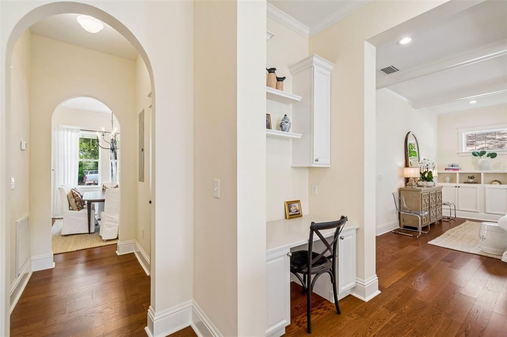 Activo con contrato: $1,175,000 (4 camas, 2 baños, 2986 Pies cuadrados)