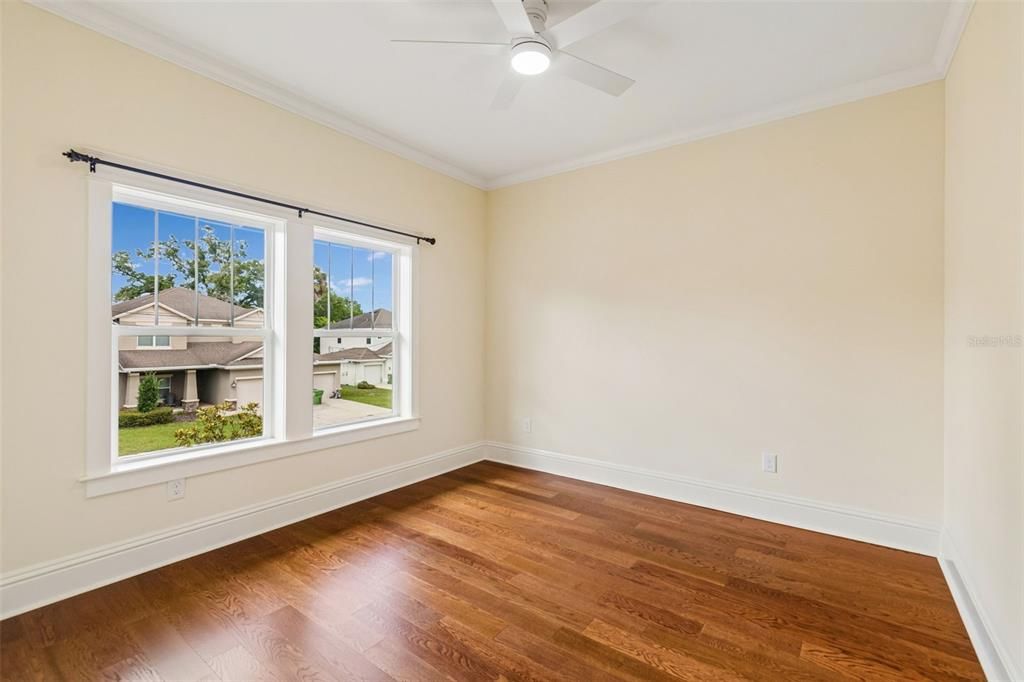 Activo con contrato: $1,175,000 (4 camas, 2 baños, 2986 Pies cuadrados)