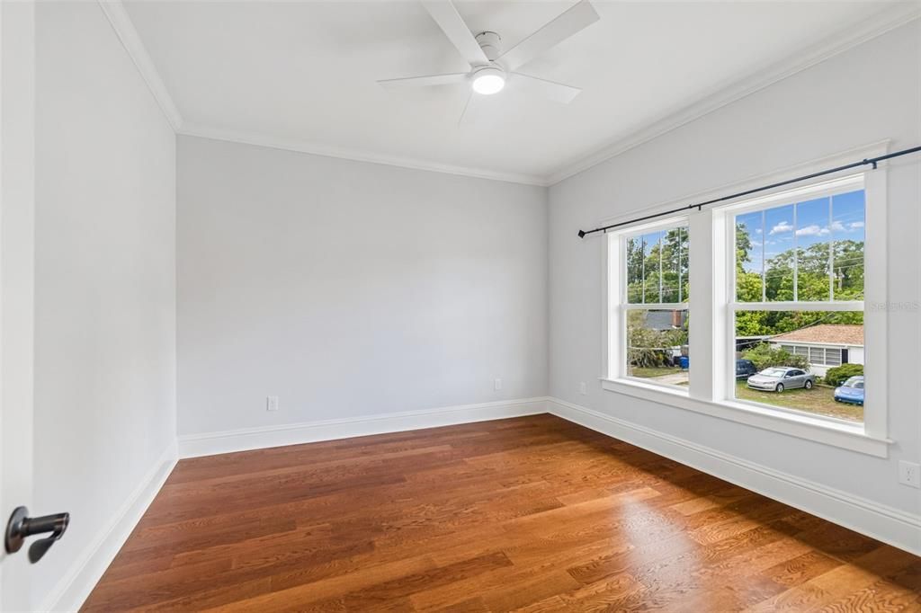 Activo con contrato: $1,175,000 (4 camas, 2 baños, 2986 Pies cuadrados)
