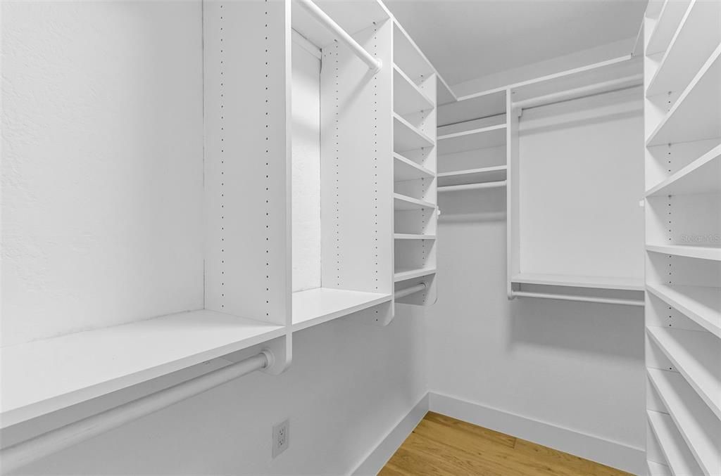На продажу: $995,000 (4 спален, 3 ванн, 2384 Квадратных фут)