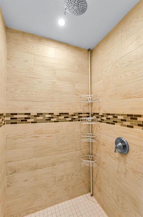 На продажу: $995,000 (4 спален, 3 ванн, 2384 Квадратных фут)
