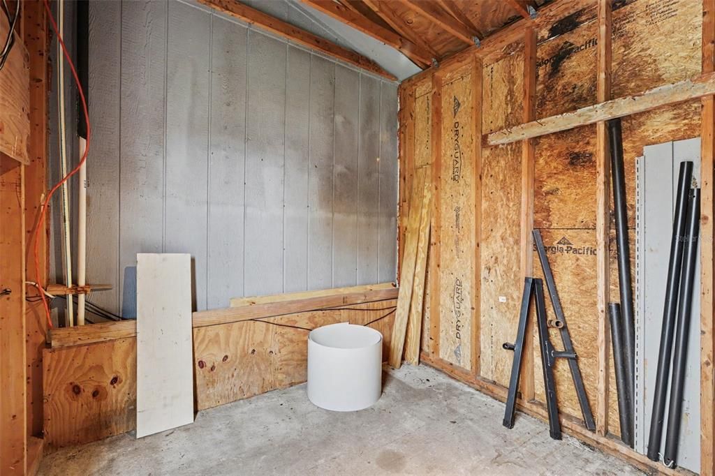 For Sale: $170,000 (3 beds, 2 baths, 1368 Square Feet)