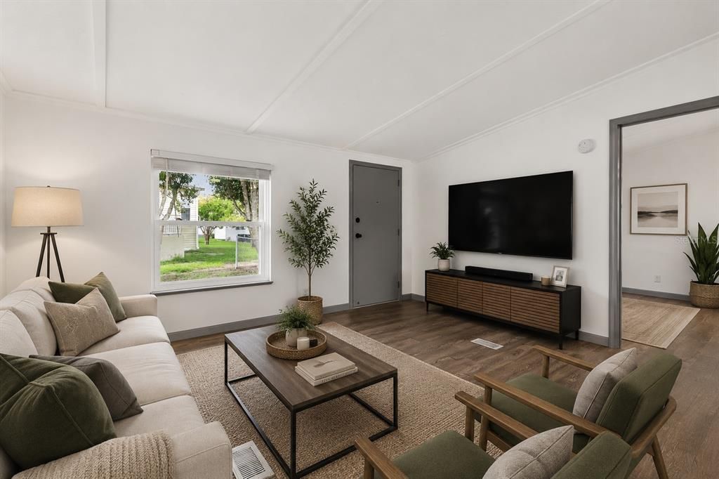 For Sale: $170,000 (3 beds, 2 baths, 1368 Square Feet)