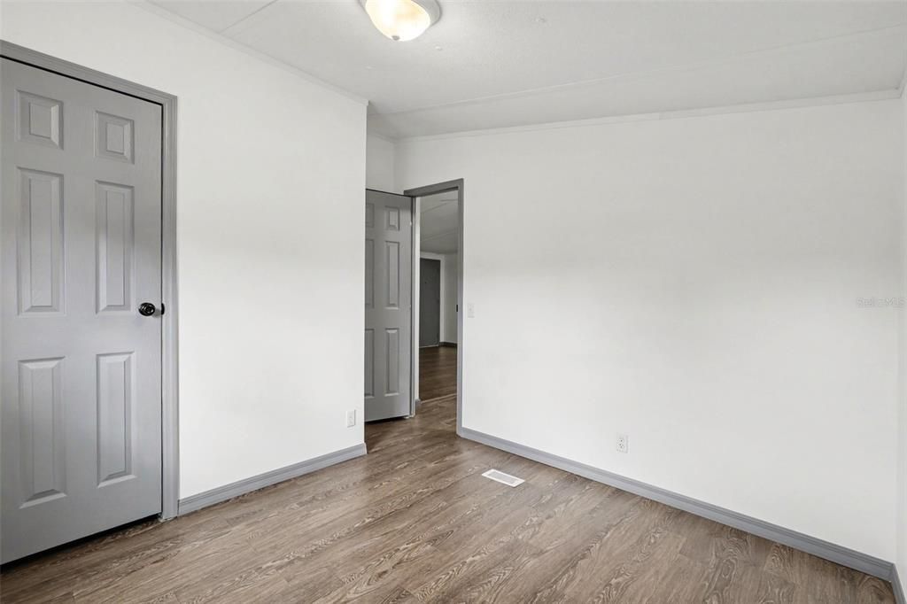 For Sale: $170,000 (3 beds, 2 baths, 1368 Square Feet)