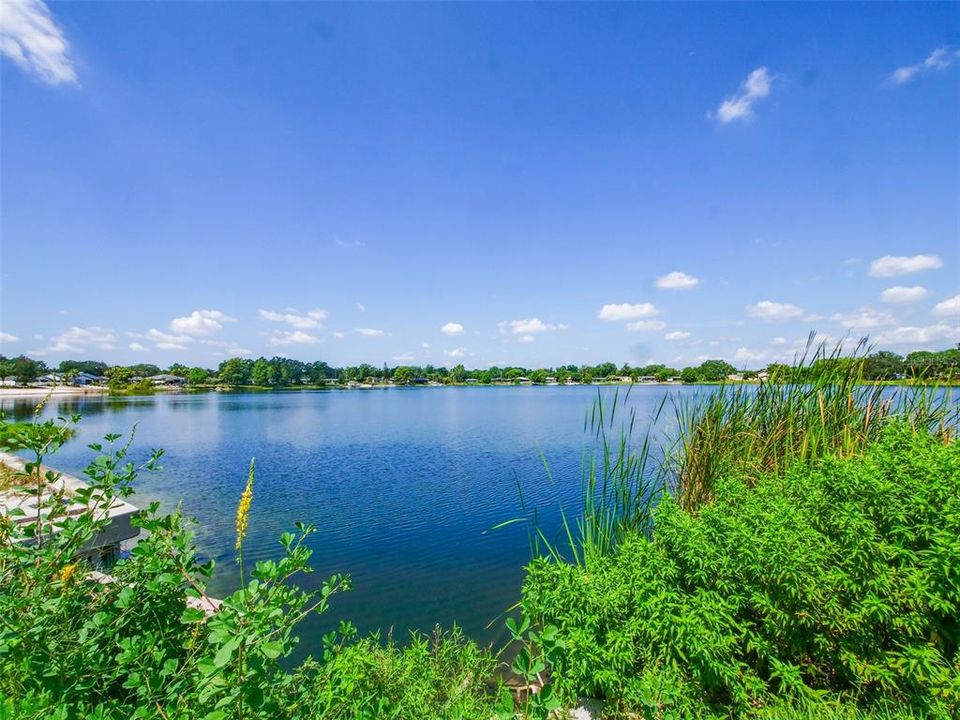 For Sale: $649,900 (3 beds, 2 baths, 1874 Square Feet)