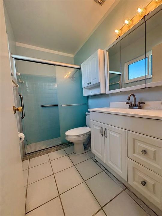 En Venta: $278,900 (3 camas, 2 baños, 1423 Pies cuadrados)