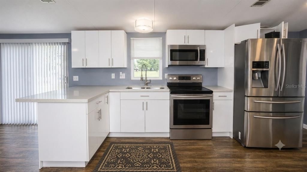 For Rent: $1,250 (1 beds, 1 baths, 510 Square Feet)